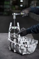 Съёмник двухзахватный тяжёлый с качающимися регулируемыми по высоте захватами, ширина захвата до 300 мм, глубина 280 мм, KUKKO 205-1 — фото 2