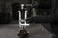 Съёмник подшипников двухзахватный Cobra с боковой струбциной и регулируемой глубиной, ширина захвата до 135 мм, глубина 270 мм, KUKKO 210-2 — фото 10